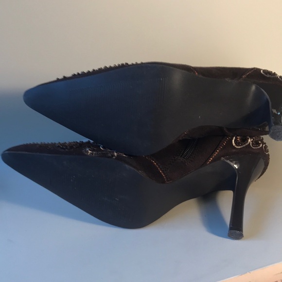 Beautiful Brown Embroidered Knee High Boot - Picture 7 of 8